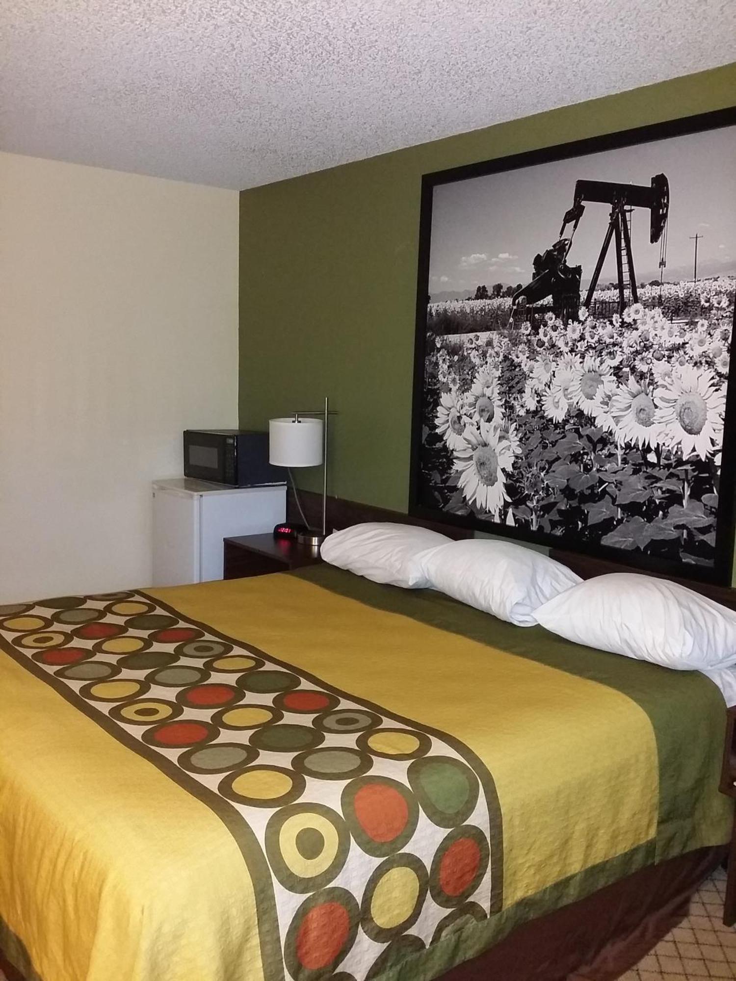 Super 8 By Wyndham Craig Hotel Room photo